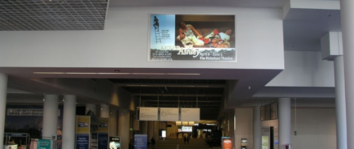 video-advertising-screens-airports-rail-stations-transport